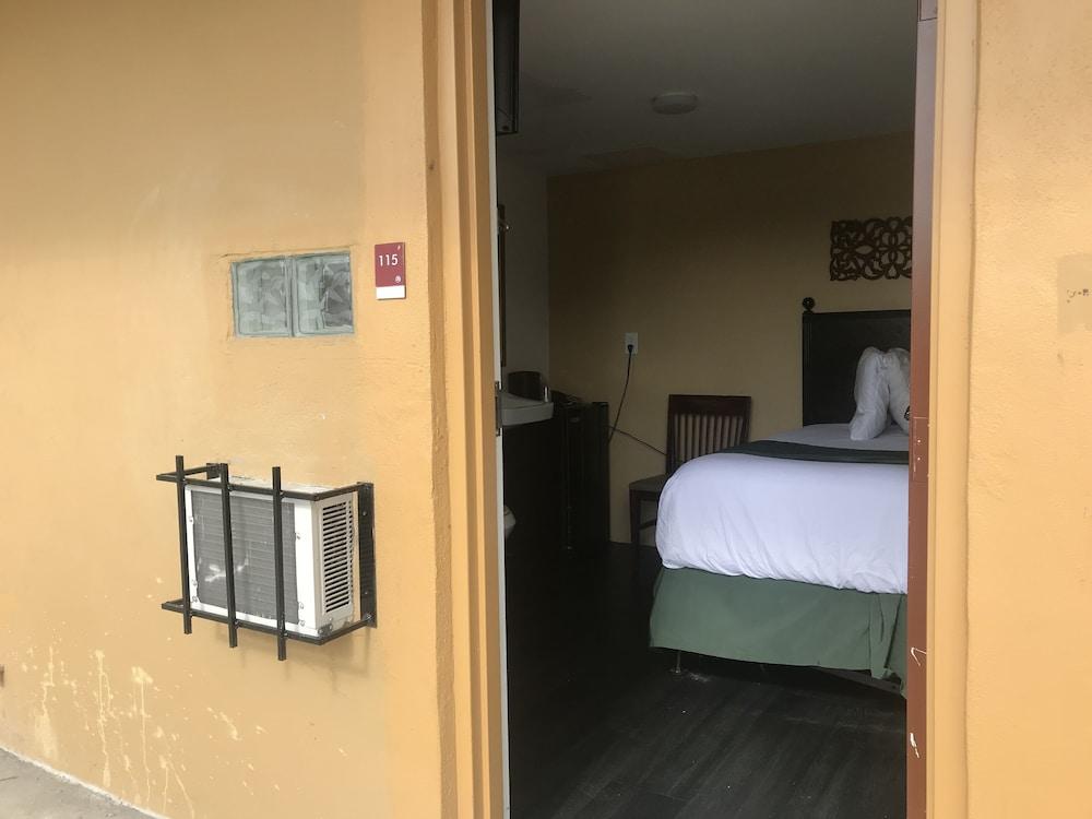Hotel Belair Orlando Near Florida Mall Oak Ridge Екстер'єр фото